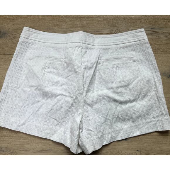 Trina Turk White Shorts Size 14 - Picture 6 of 10